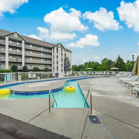 Livin It Up Whispering Pines 632 Appartement